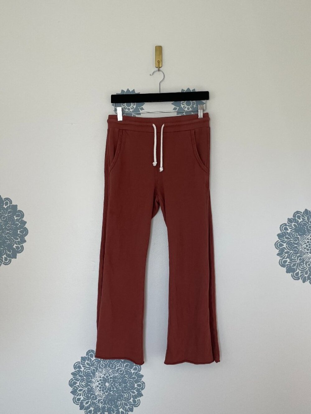 Mate the Label Organic Cotton Wide Leg Sweatpants in Terracotta Size Medium